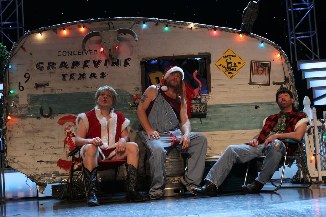 3-redneck-tenors-show-christmas-spec-tac-yule-ar-trailer